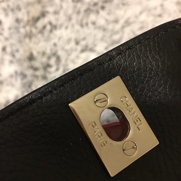 CHANEL Executive Cerf Tote - Picture 5 of 11